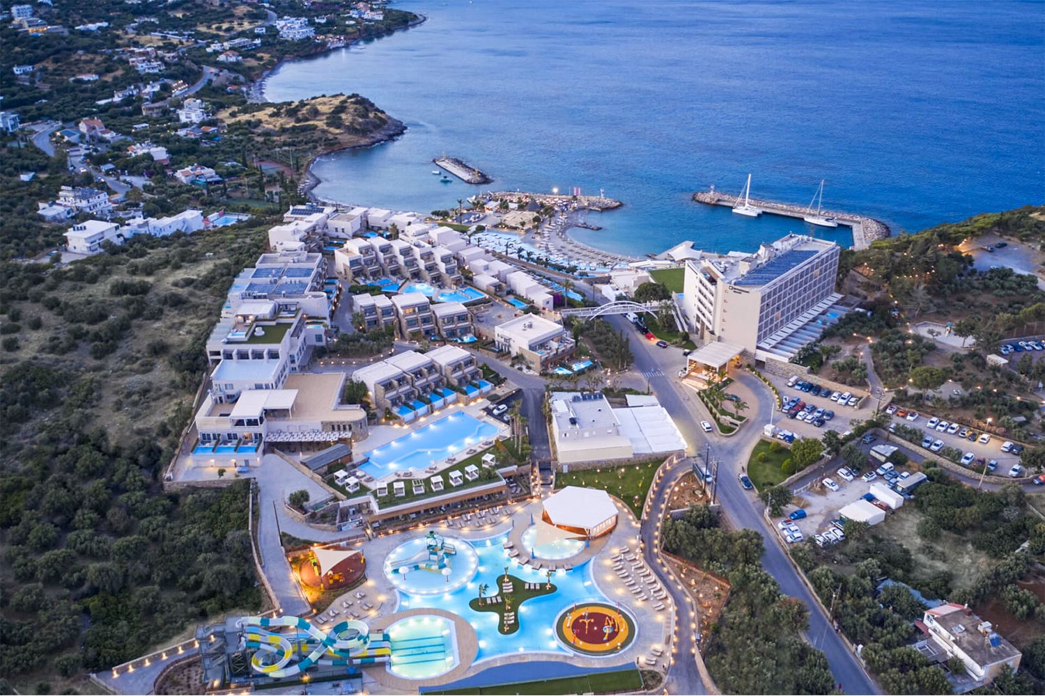 Zeus Eleva Mirabello Bay