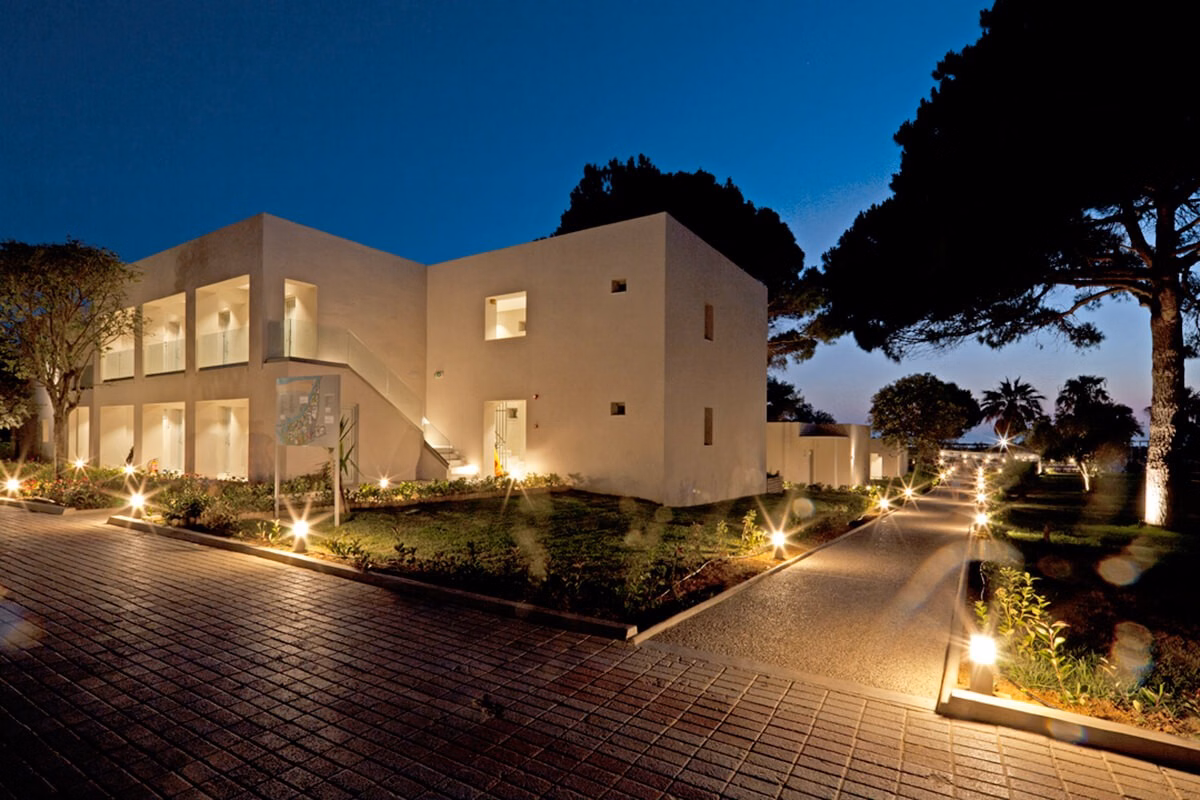 Kalogria Beach Hotel