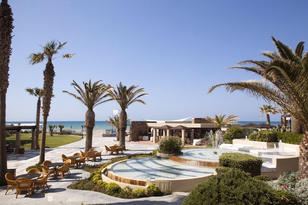 Aquila Rithymna Beach