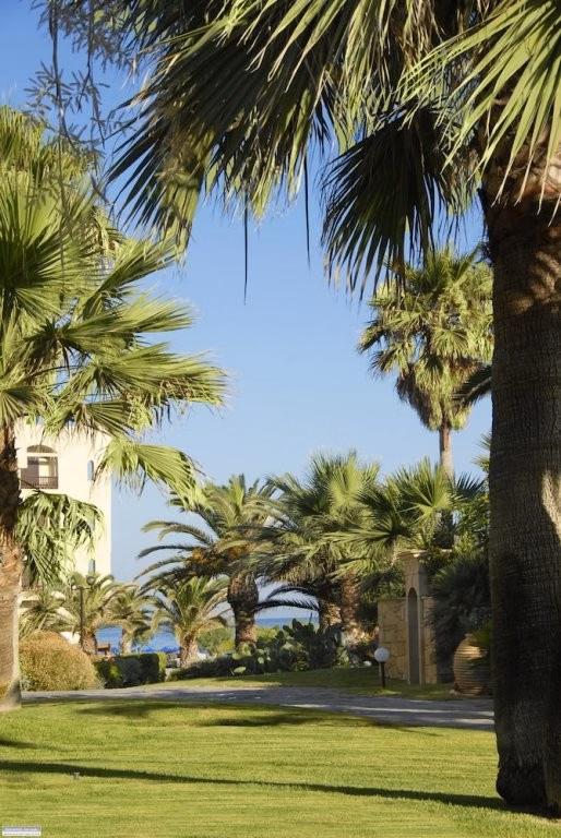Aquila Rithymna Beach