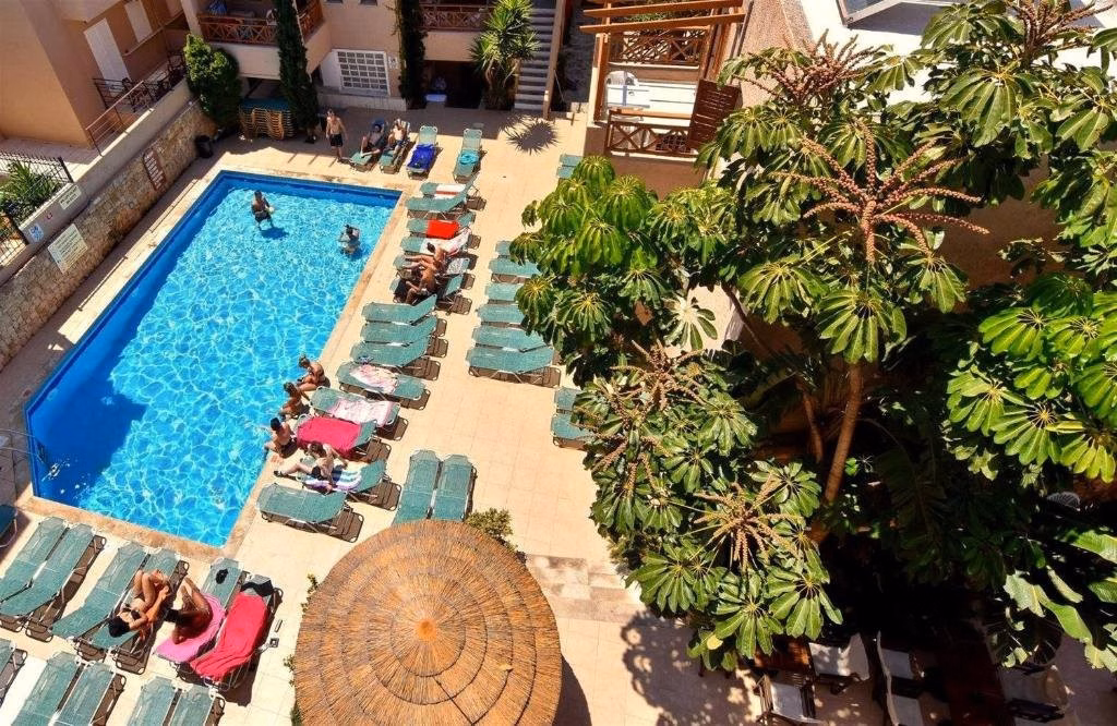 24 Seven Boutique Hotel