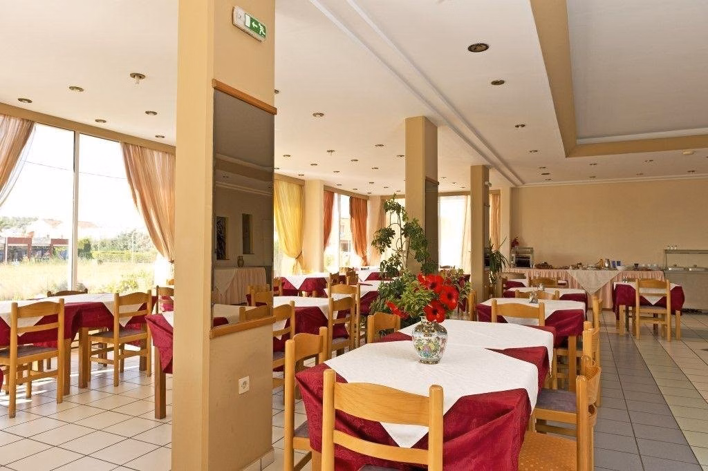 Bayside Hotel Katsaras