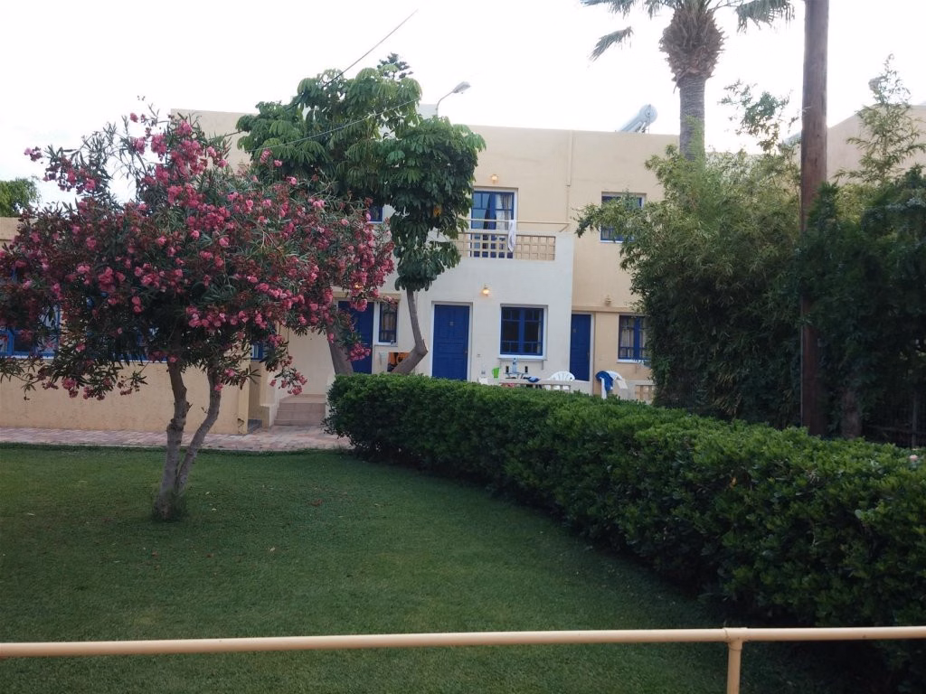 Blue Sky Apartments Malia