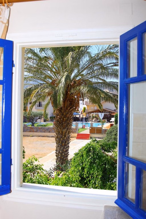 Blue Sky Apartments Malia