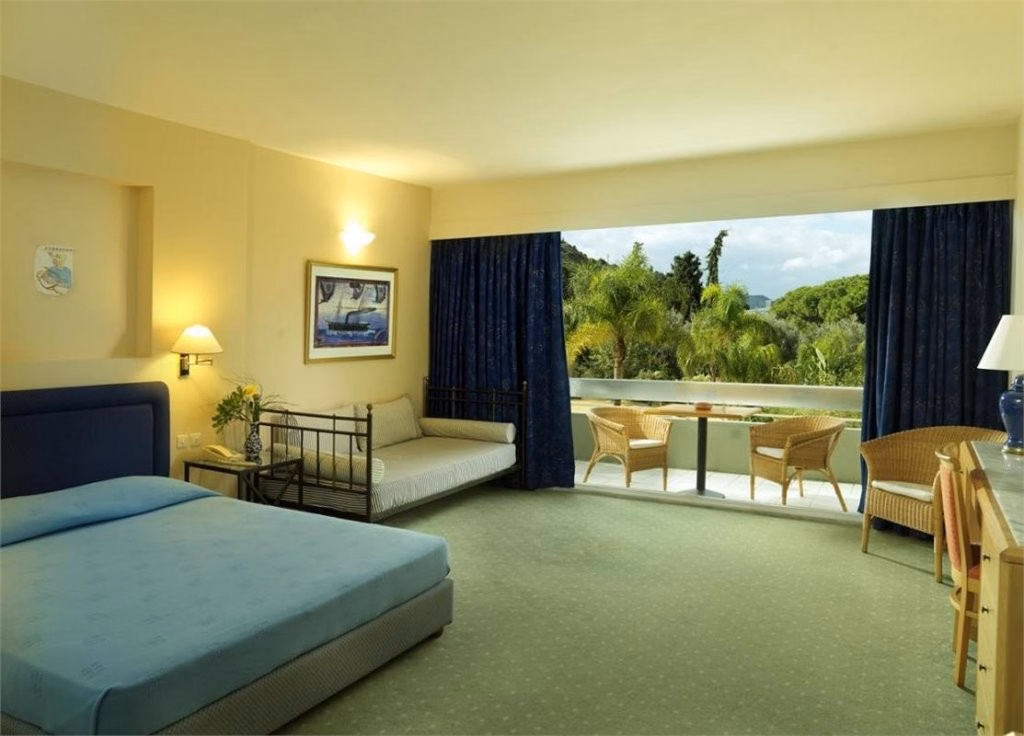 Dionysos Hotel