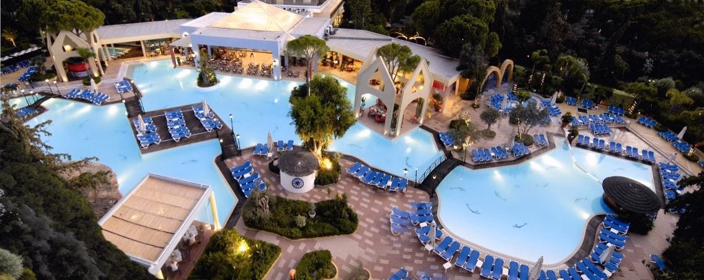 Dionysos Hotel