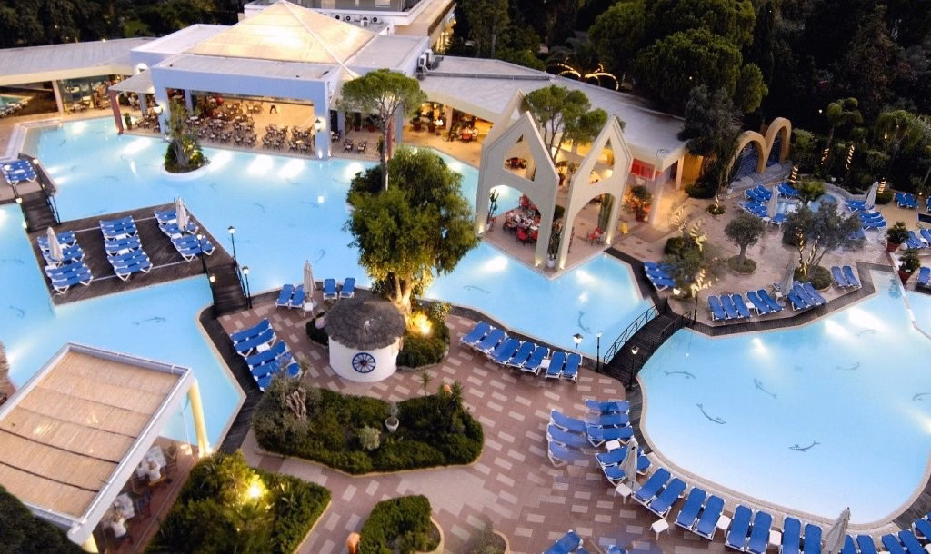 Dionysos Hotel