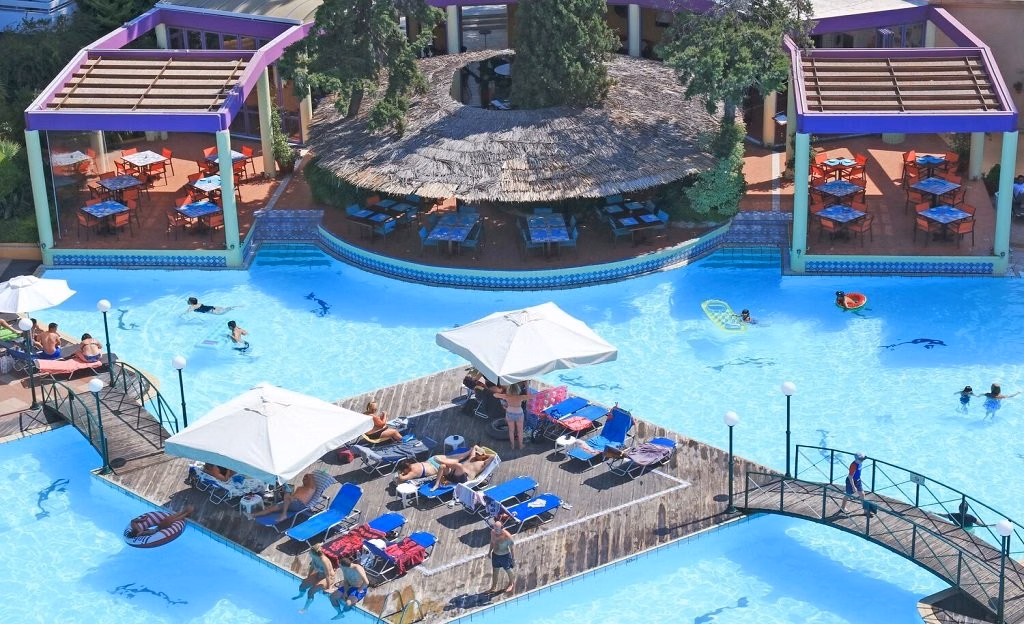 Dionysos Hotel