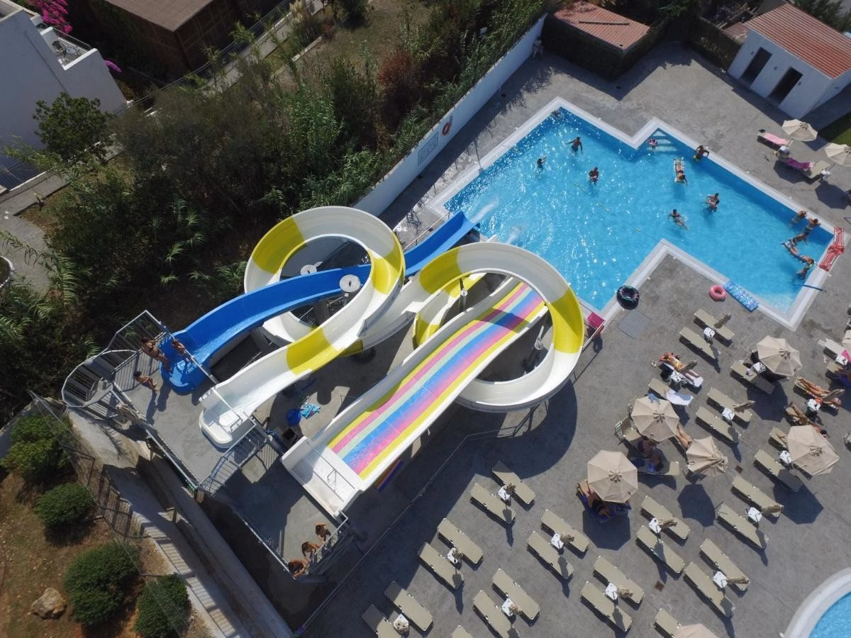 Ellia Hotel