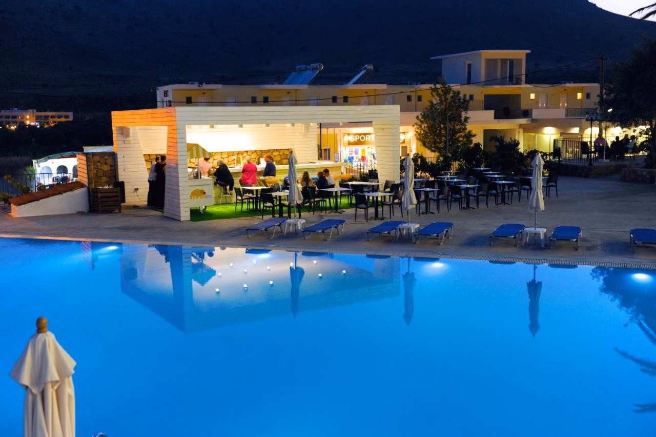 Ellia Hotel