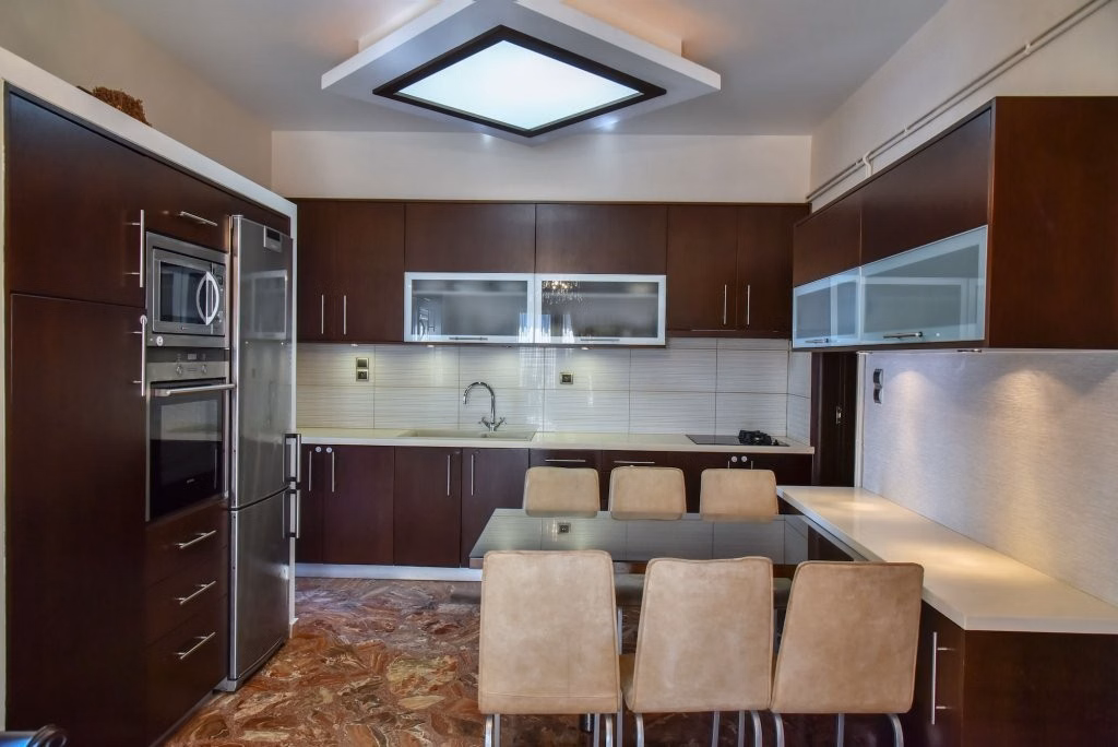Iraklis Studios & Apartments