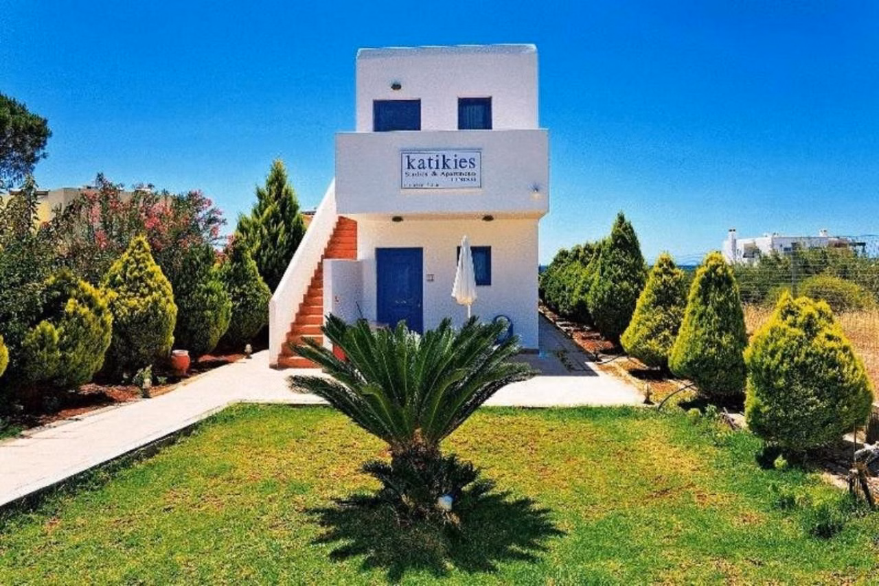 Katikies Studios & Apartments