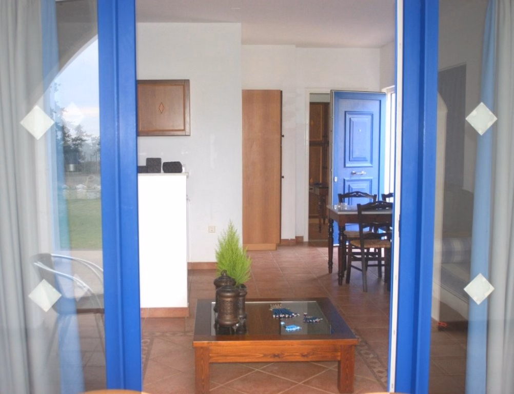 Katikies Studios & Apartments