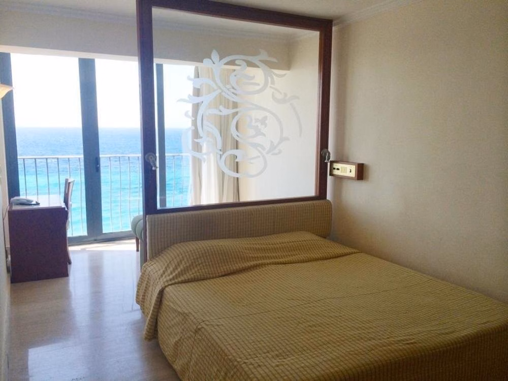 Mitsis La Vita Beach Hotel