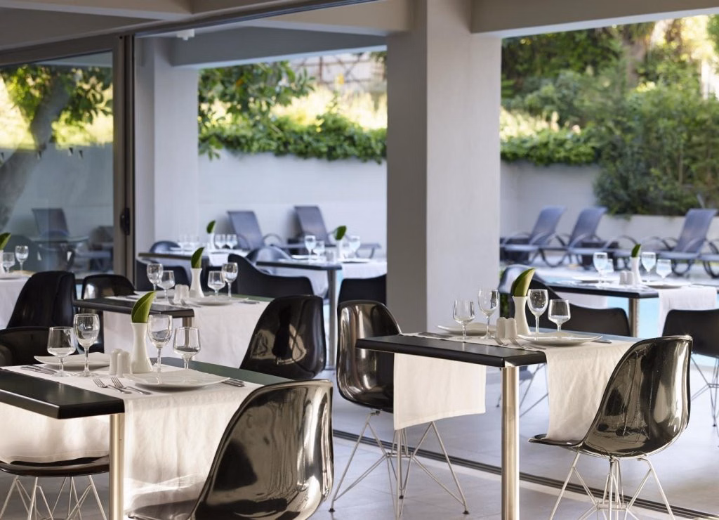 Oktober Downtown Boutique Hotel