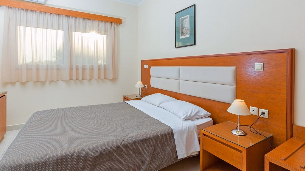 Paleos Apartments