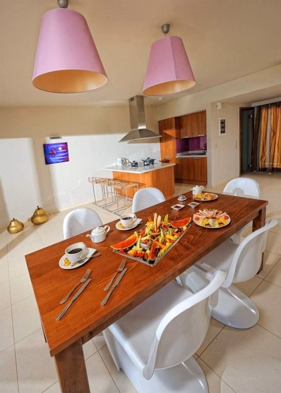 Royal Heights Resort Villas & Spa