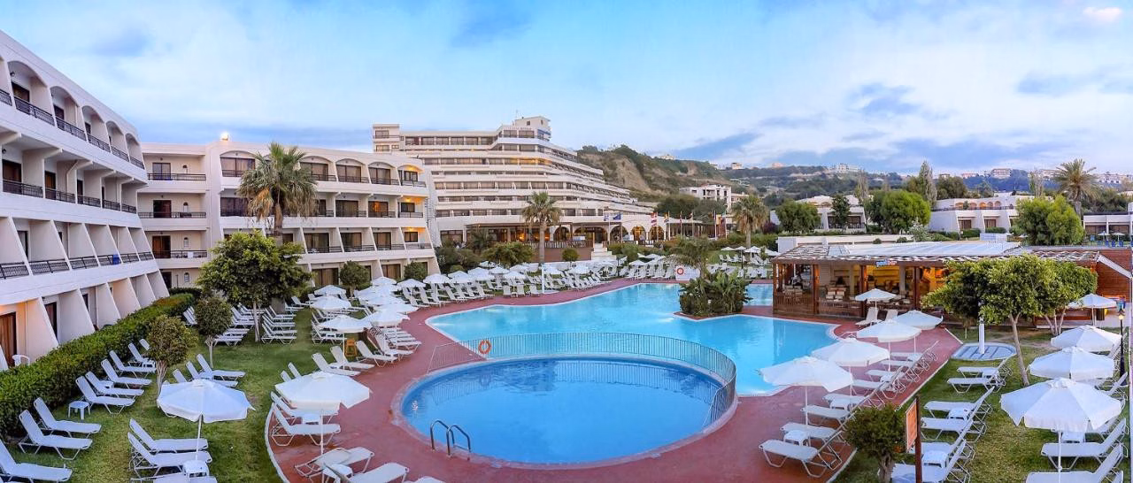 Sol by Melia Cosmopolitan Rhodes