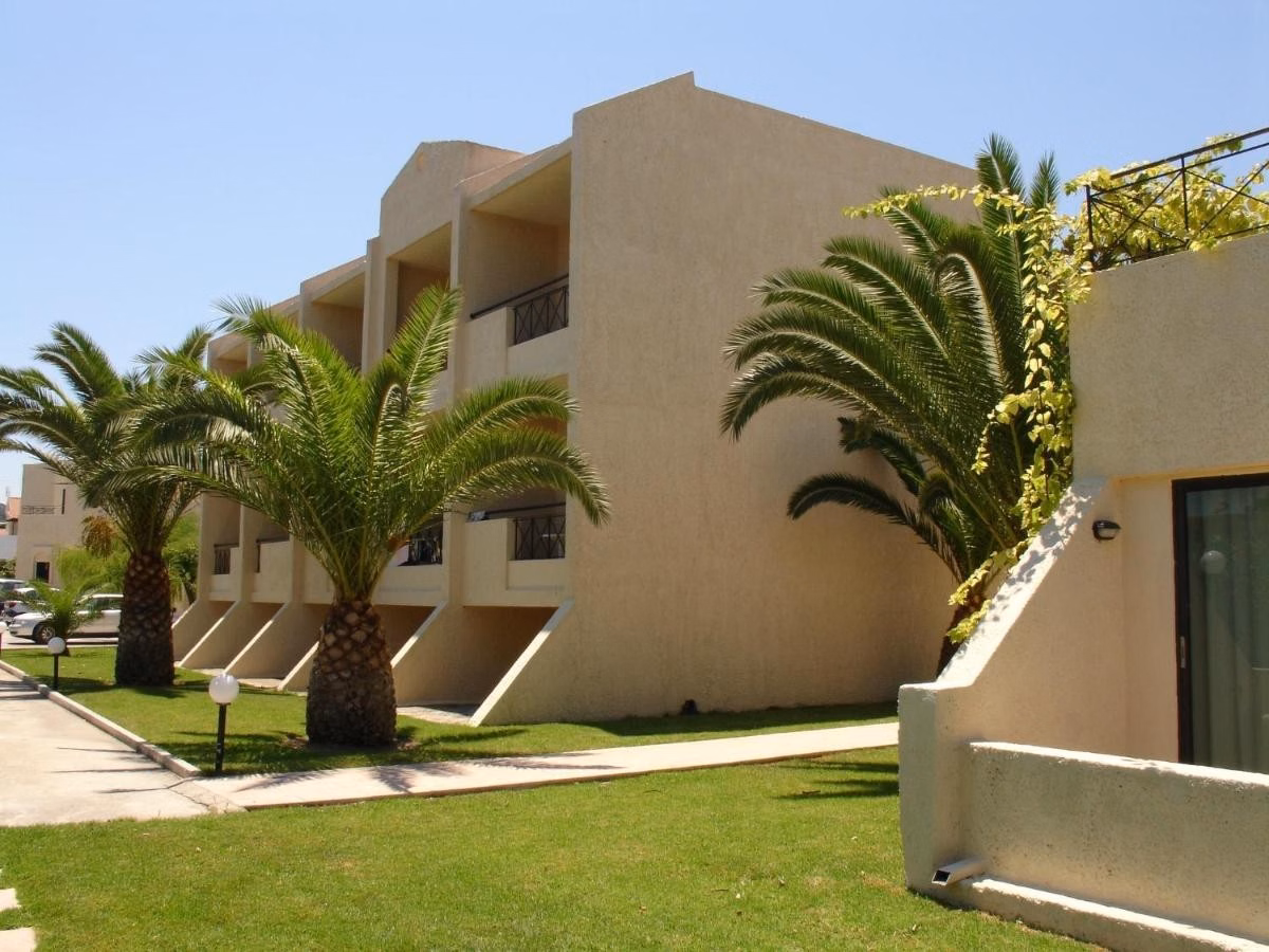 Summerland Hotel & Bungalows(Adults Only)