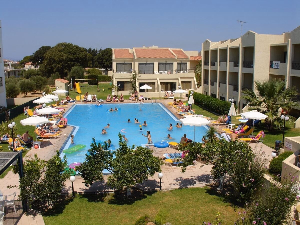 Summerland Hotel & Bungalows(Adults Only)