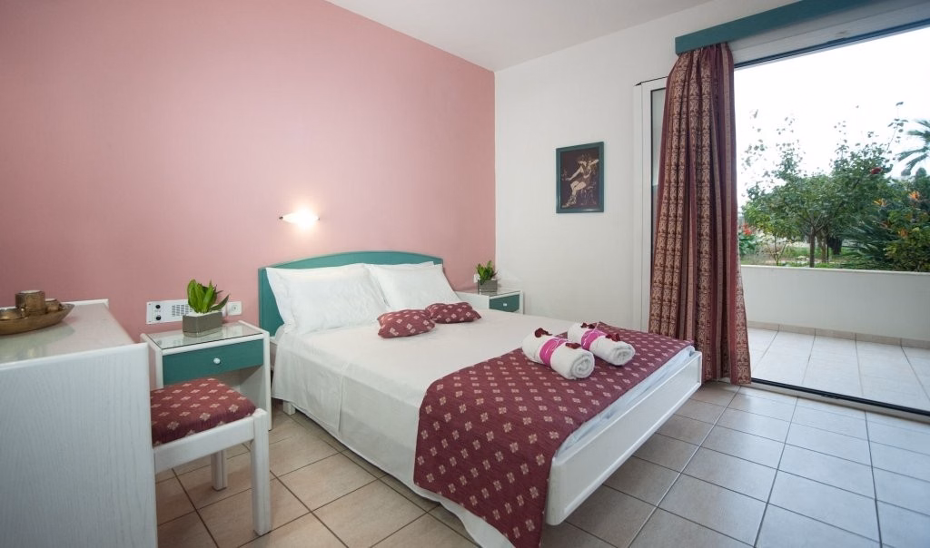 Theoni Apartments