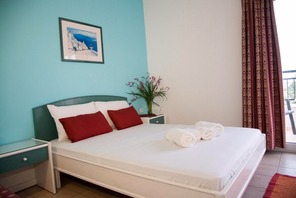 Theoni Apartments