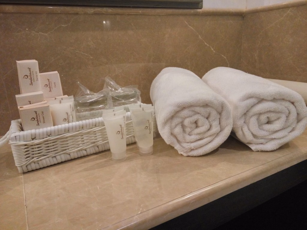 Jambuluwuk Oceano Seminyak Hotel - CHSE Certified