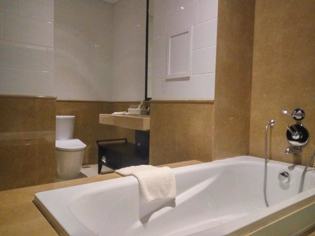 Jambuluwuk Oceano Seminyak Hotel - CHSE Certified