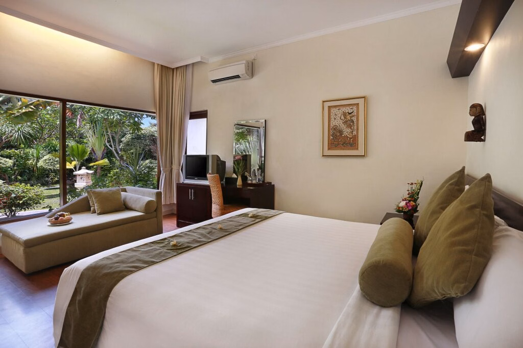 Respati Beach Hotel