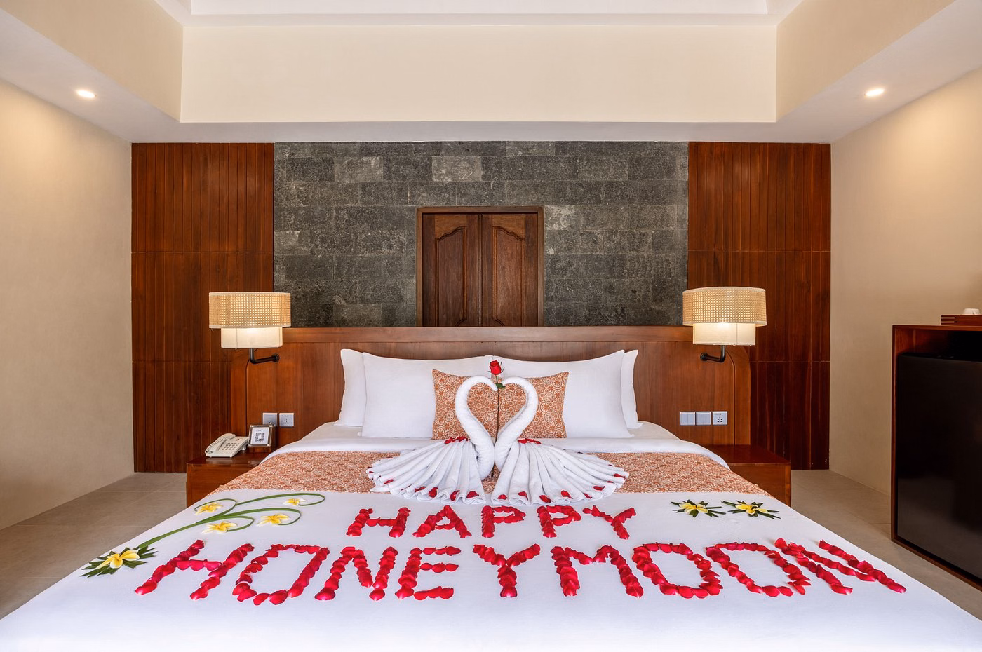 Tonys Villas & Resort