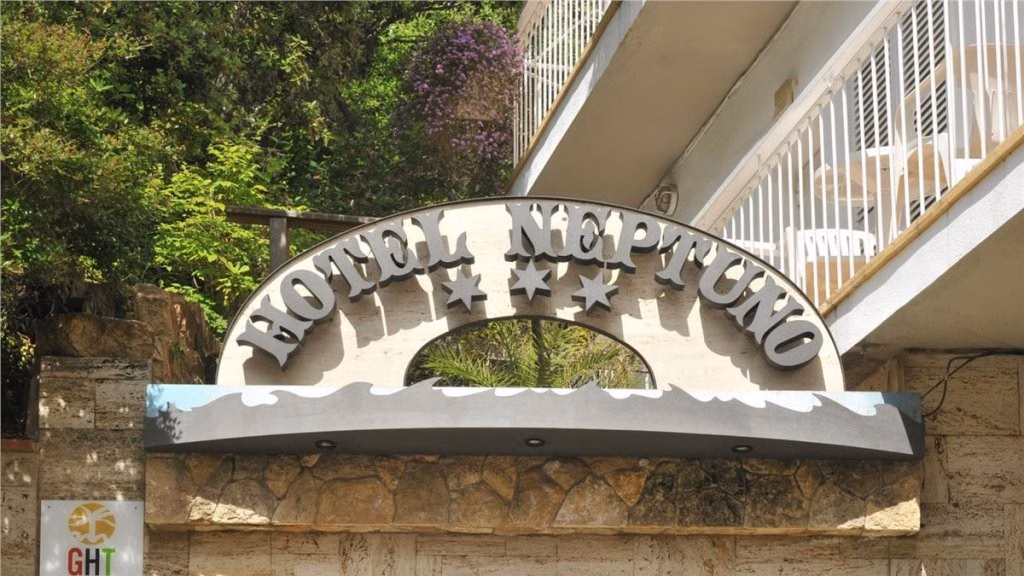 Hotel GHT Neptuno