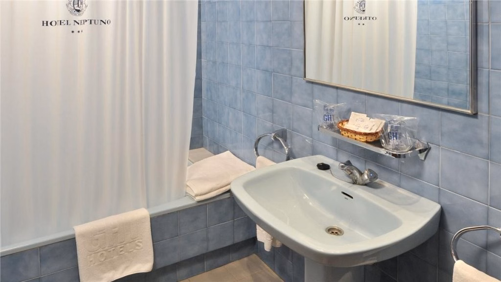 Hotel GHT Neptuno