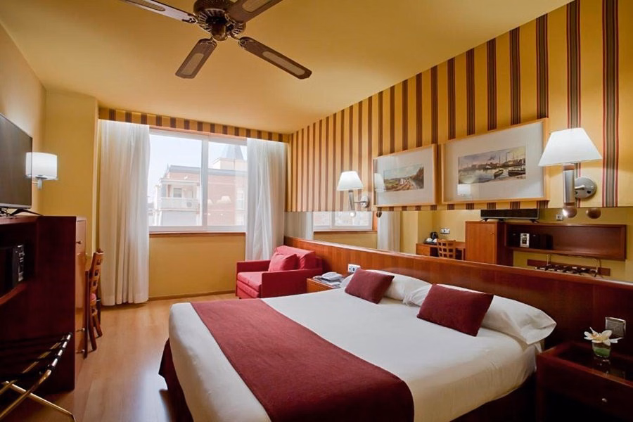 Ilunion Les Corts Spa Hotel
