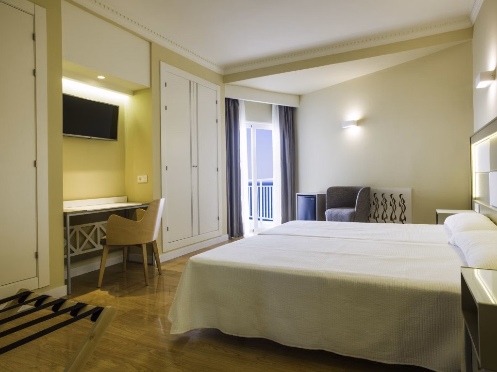 Hotel Monarque Torreblanca