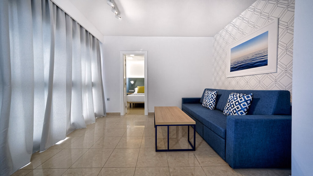 Broncemar Beach Suites Hotel