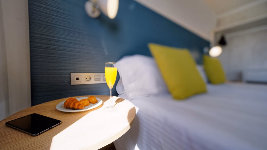 Broncemar Beach Suites Hotel