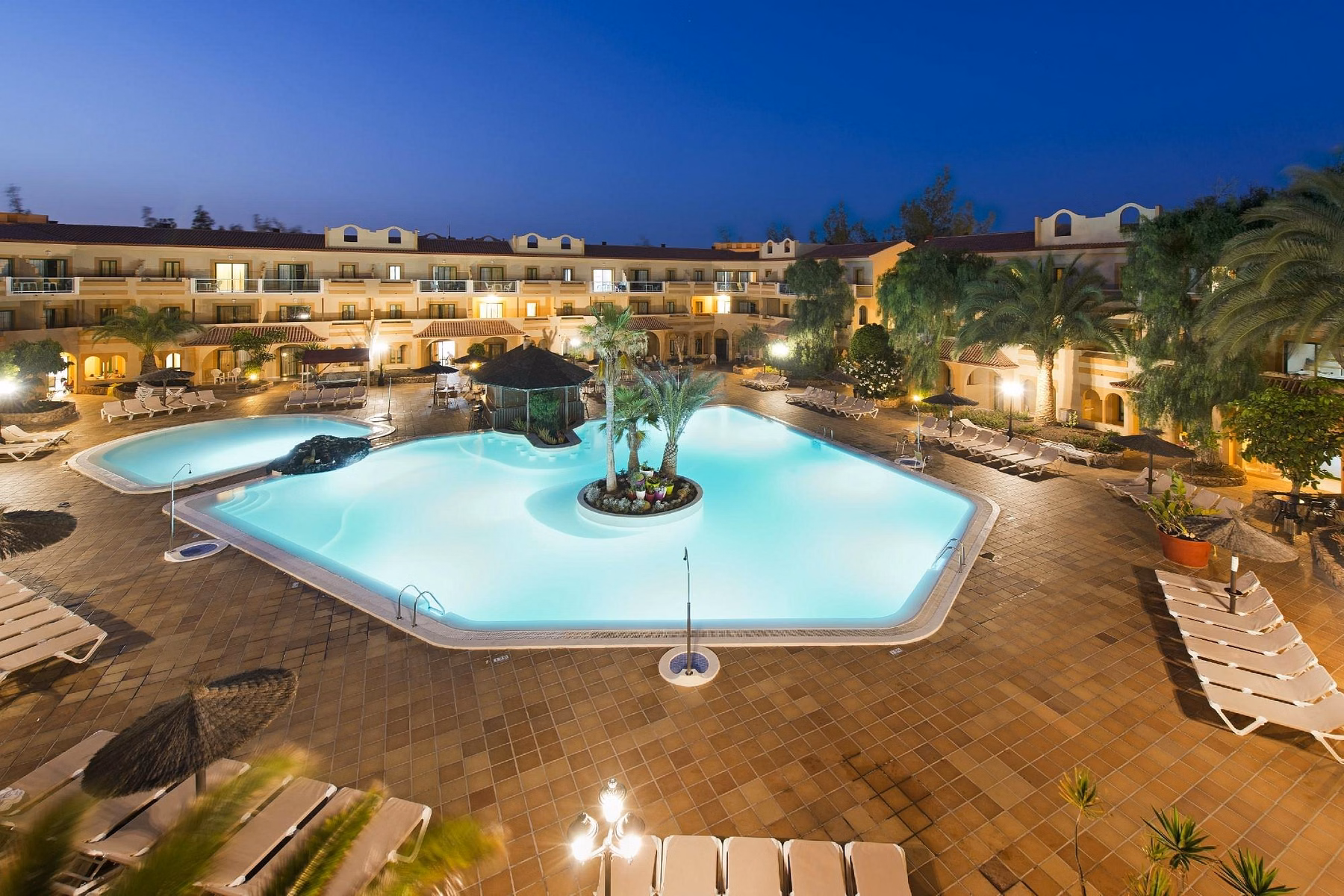 Elba Lucia Sport & Suite Hotel