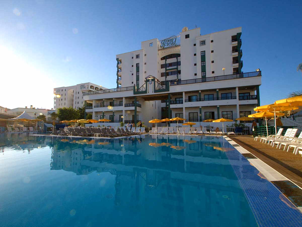 Aparthotel Green Field