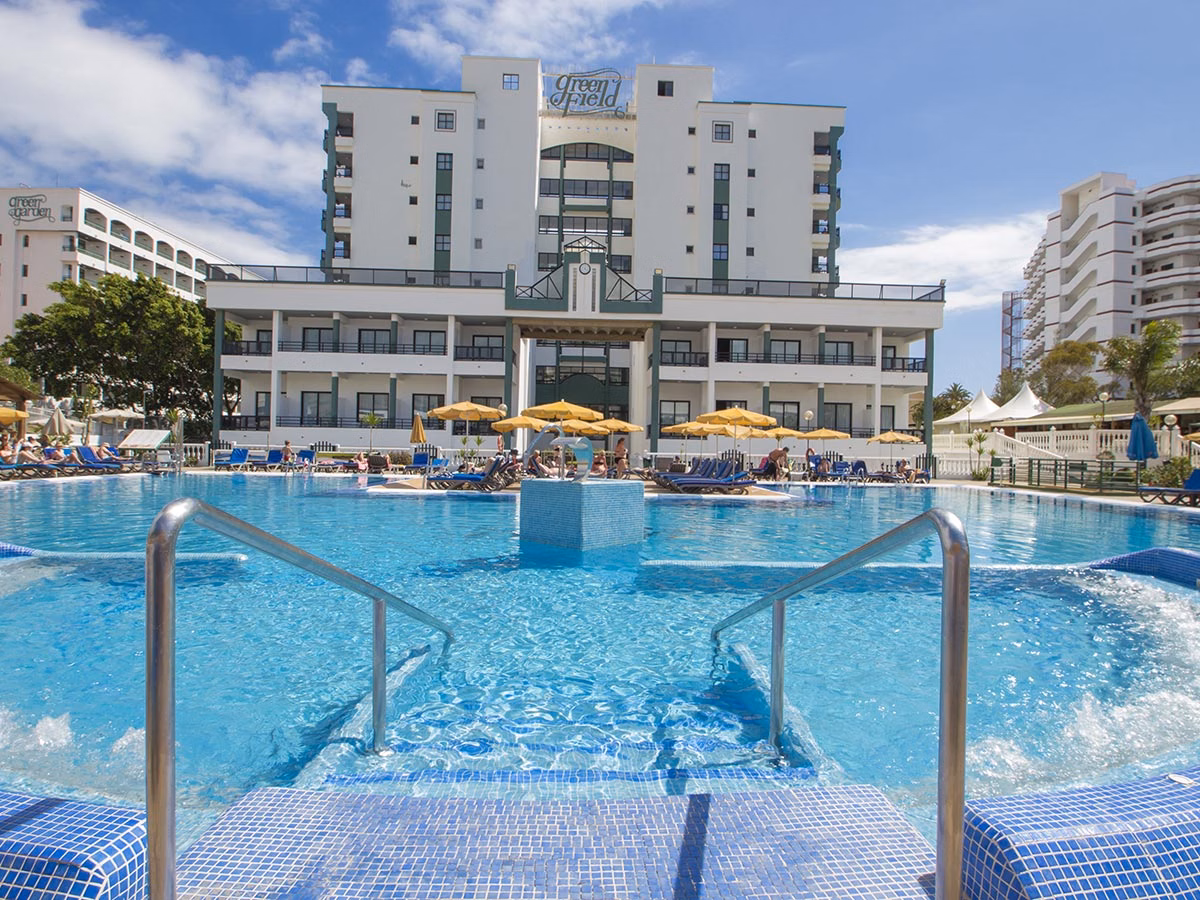 Aparthotel Green Field