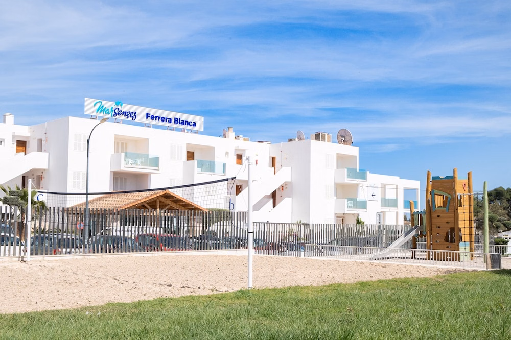 MarSenses Ferrera Blanca Hotel Family