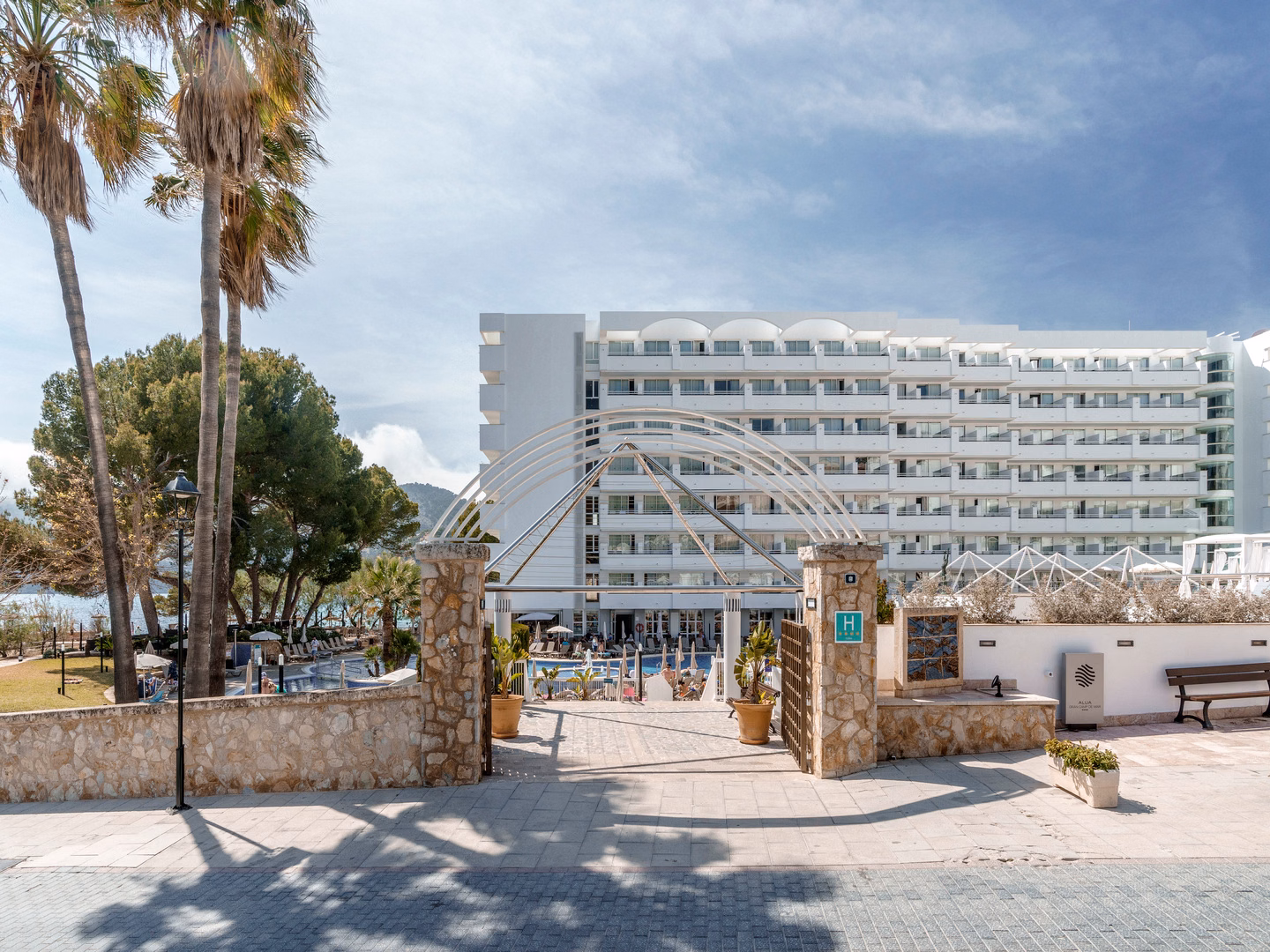 Alua Gran Camp de Mar