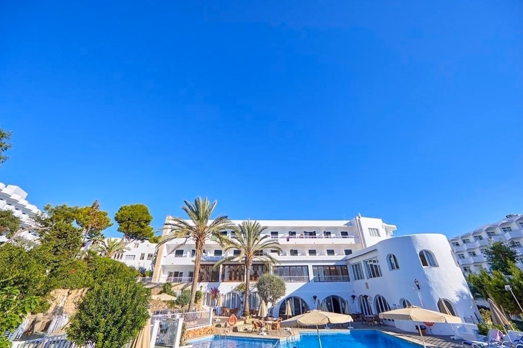 Gavimar Cala Gran Hotel and Apartments