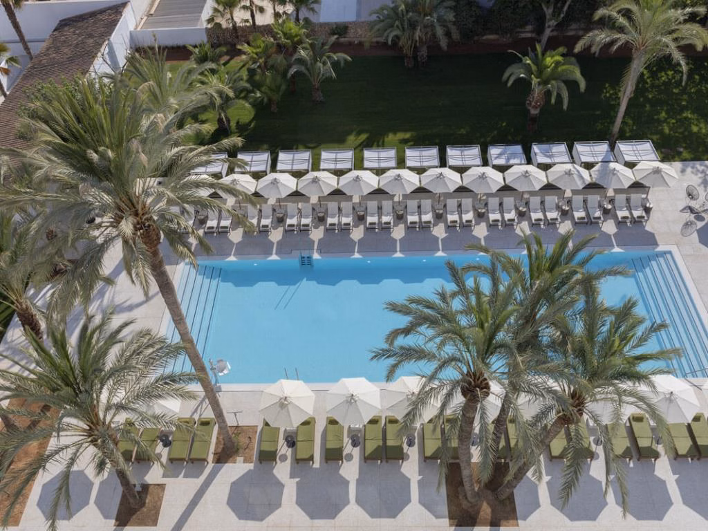 HM Ayron Park – Adults Only