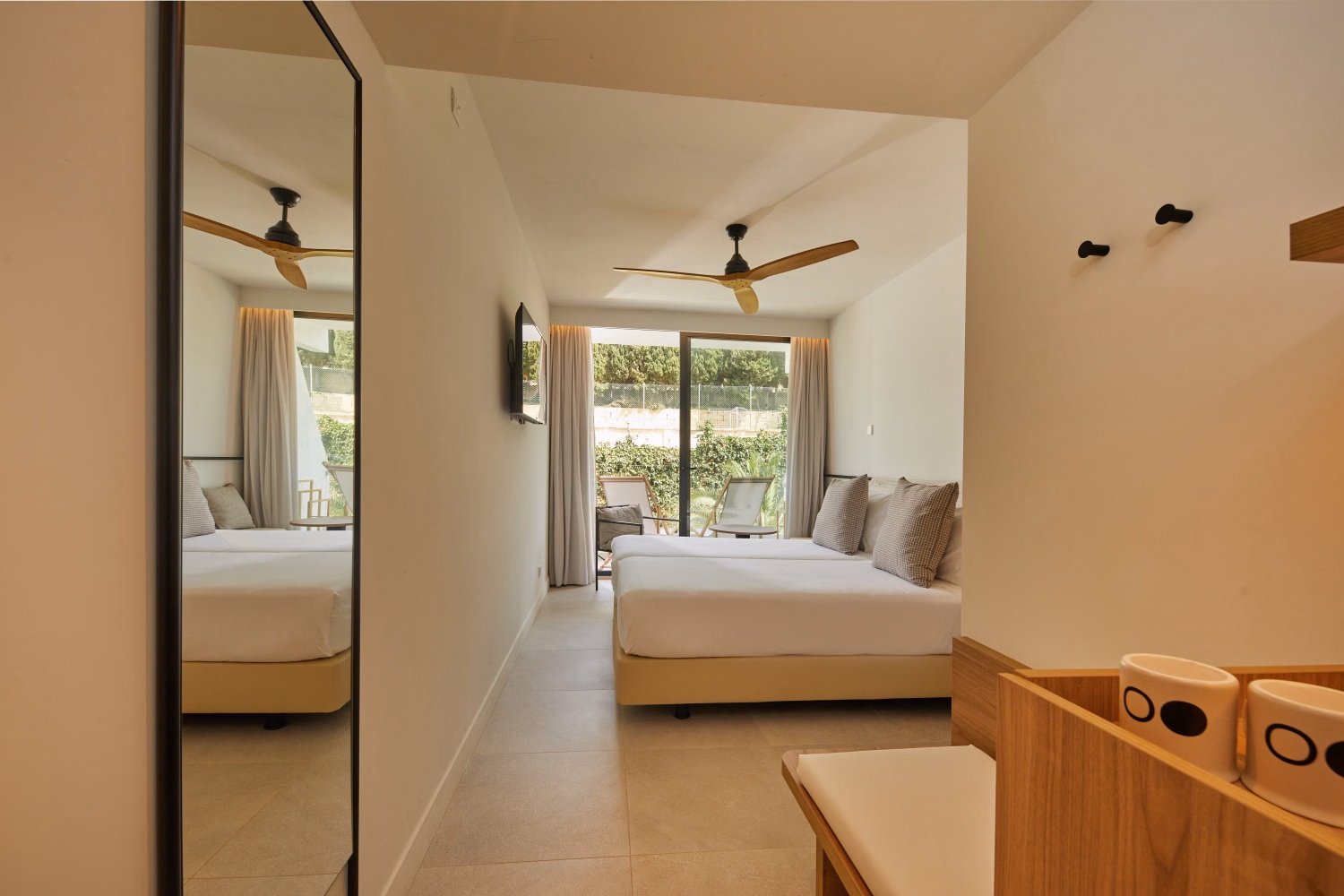 Inmood Aucanada – Adults Only (16+)