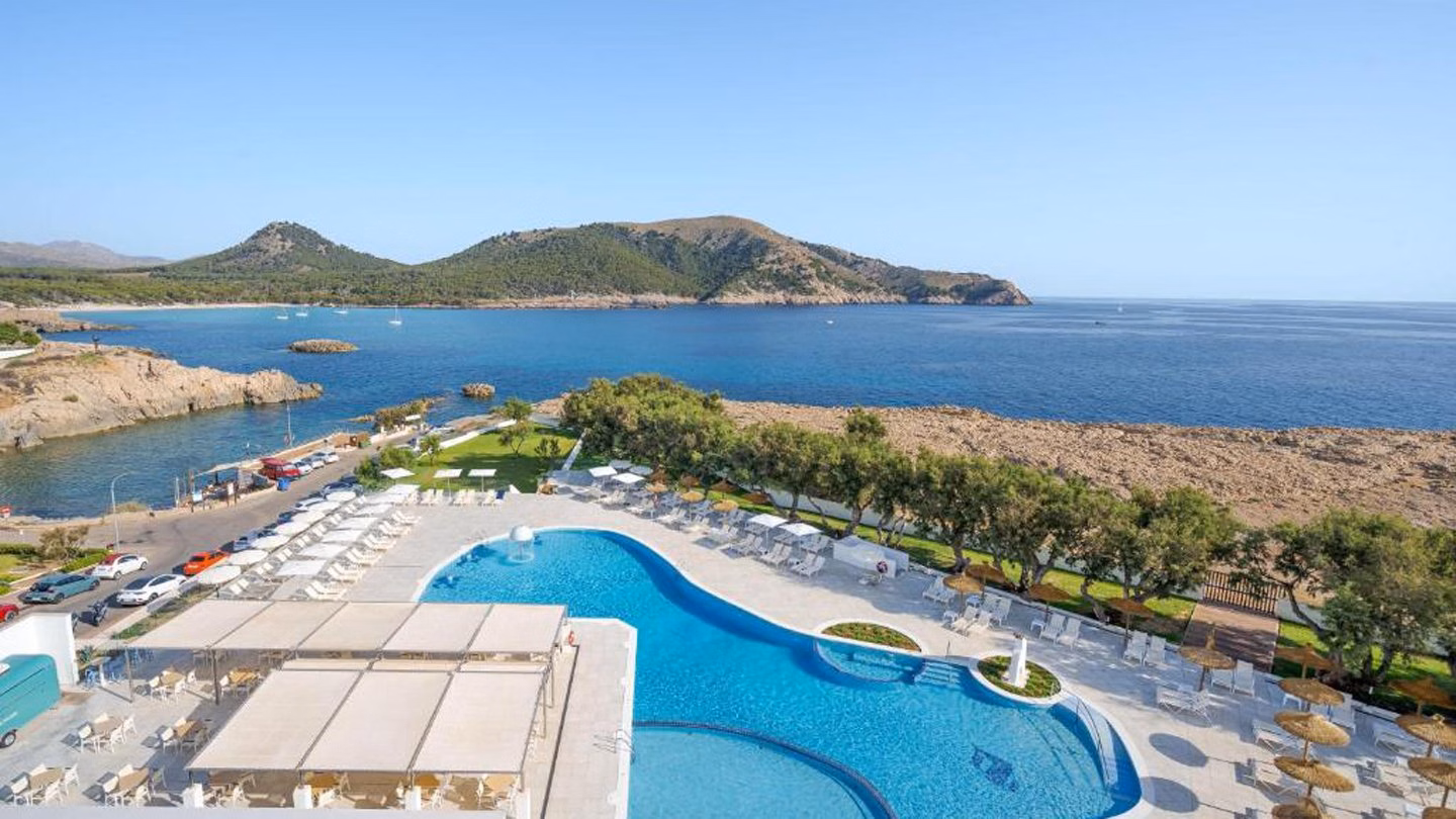 THB Cala Lliteras (+18 m.)