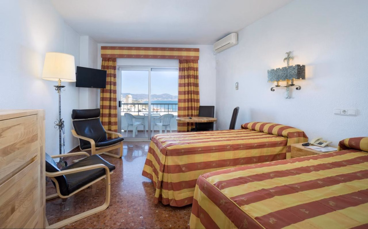 Hotel Apartamentos Bajondillo