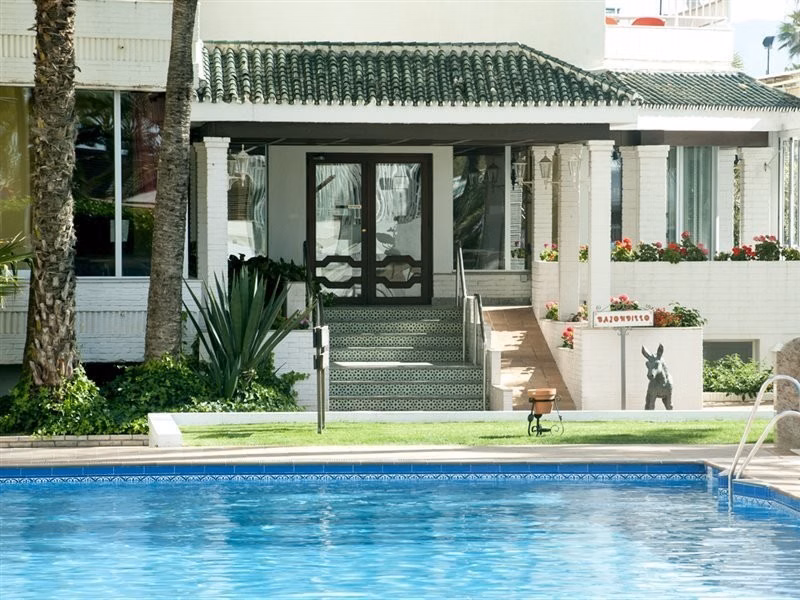Hotel Apartamentos Bajondillo