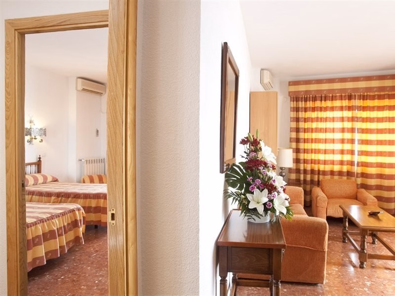 Hotel Apartamentos Bajondillo