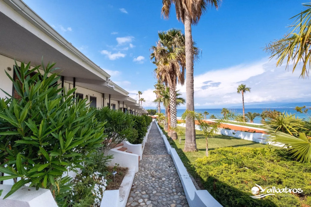 Albatros Residence