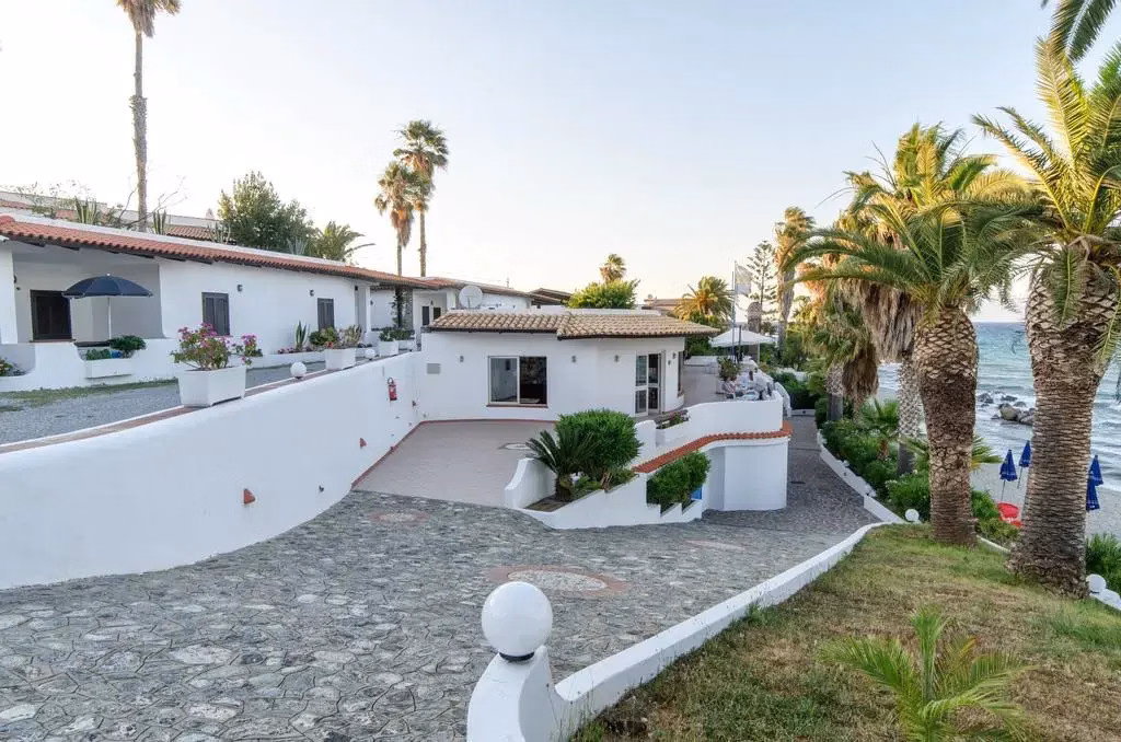 Albatros Residence